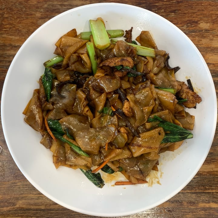 photo of True Veggie Char Kway Teow shared by @roshninagaria on  22 Apr 2023 - review