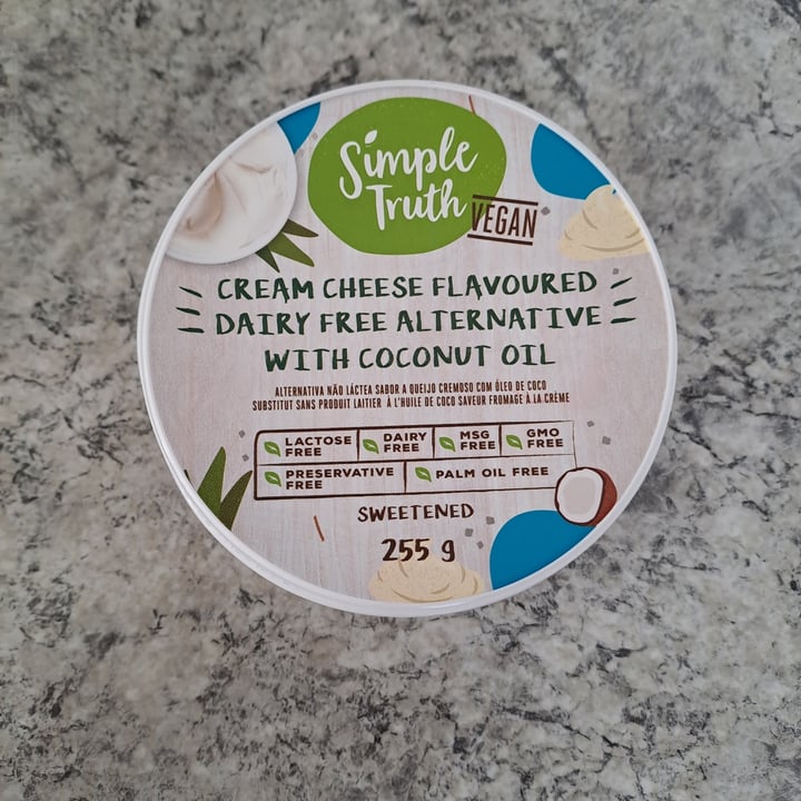 photo of Simple Truth Dairy Free Cream Cheese Style Spread shared by @beverley77 on  20 May 2023 - review