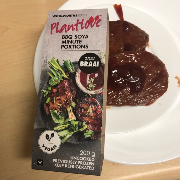 photo of Woolworths Food PlantLove BBQ Soya Minute Portions shared by @nicolerobb123 on  06 Mar 2023 - review