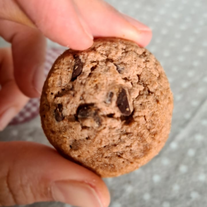 photo of Migros V-Love choco cookie shared by @daneel93 on  19 May 2023 - review