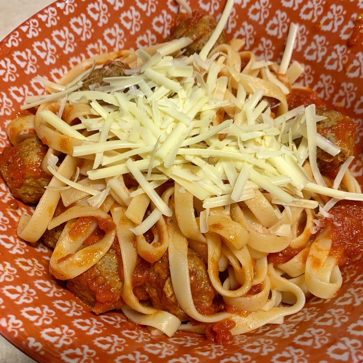 photo of BirdsEye Plant based meatballs shared by @lizzy on  03 Jan 2023 - review