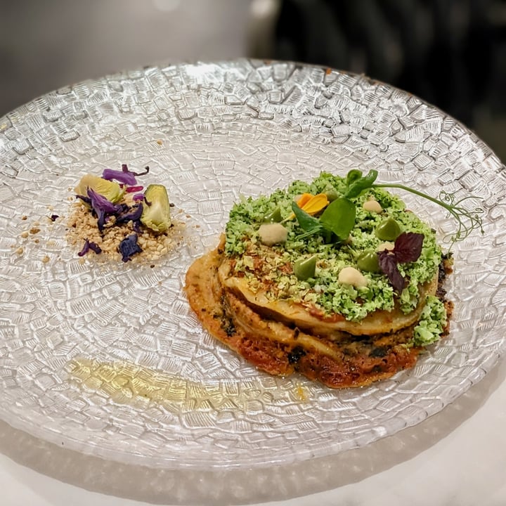 photo of Joie Silk Lasagna with Broccoli Riso and Cashew Nut Sand shared by @xinru-t on  22 Jul 2023 - review