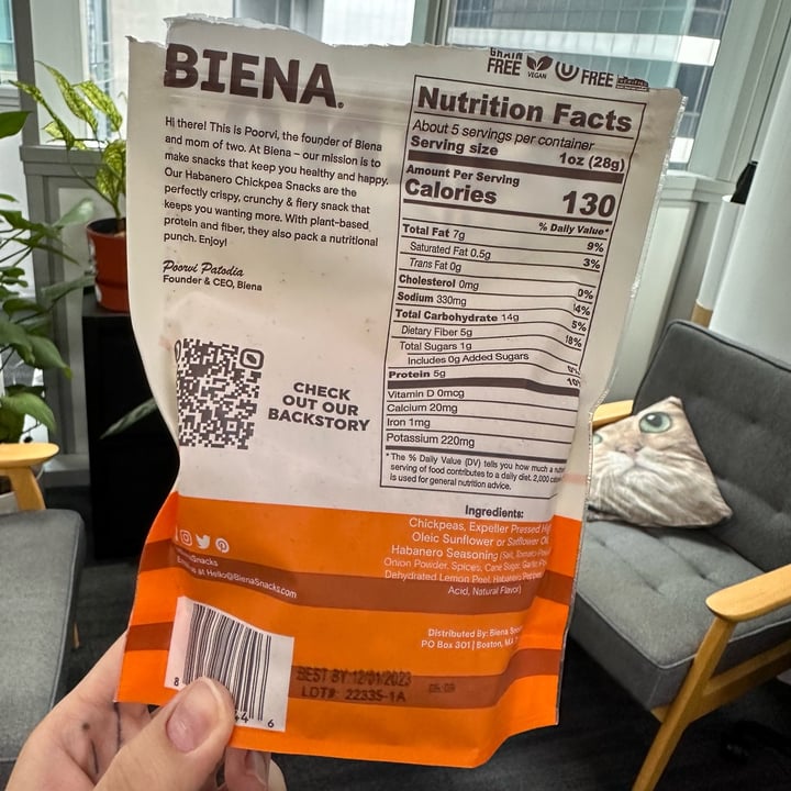 photo of Biena Snacks Chickpea Snacks Habanero shared by @dafnelately on  26 May 2023 - review