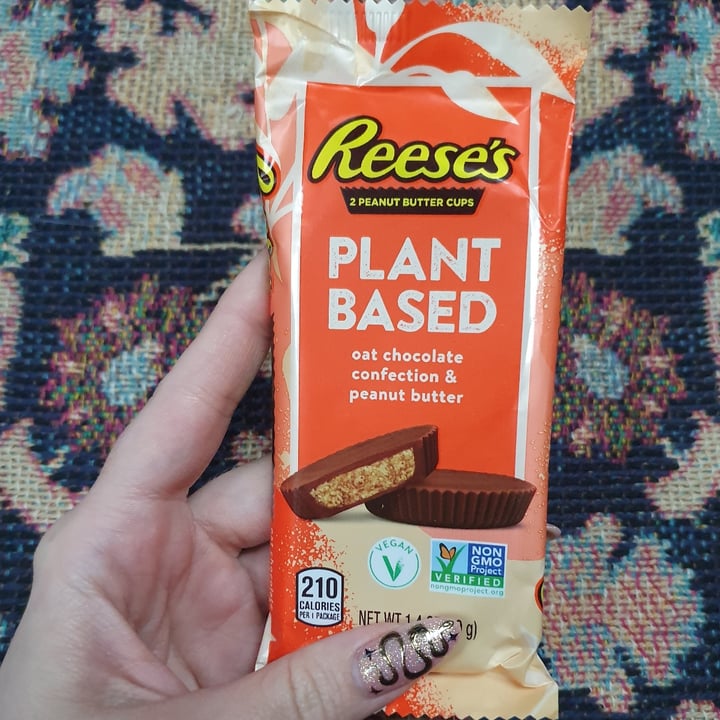 photo of Reese's Plant Based Peanut Butter Cups shared by @anistavrou on  13 Apr 2023 - review