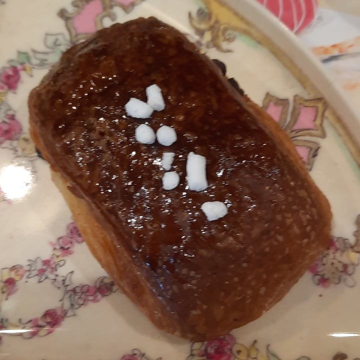 photo of Pasticceria Lambertini Fagottino al Cioccolato Fondente shared by @inutilitati on  30 Jan 2023 - review