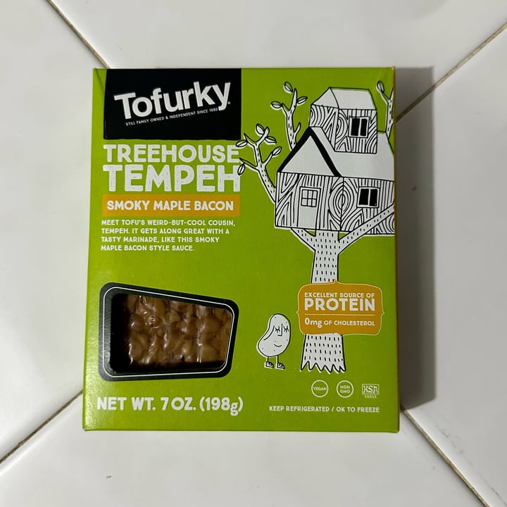 photo of Tofurky Treehouse Tempeh Smoky Maple Bacon Marinated Strips shared by @bereers on  29 Jul 2023 - review