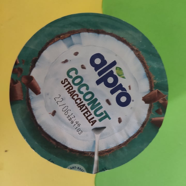 photo of Alpro Absolutely Coconut Stracciatella shared by @ziafe on  01 Aug 2023 - review