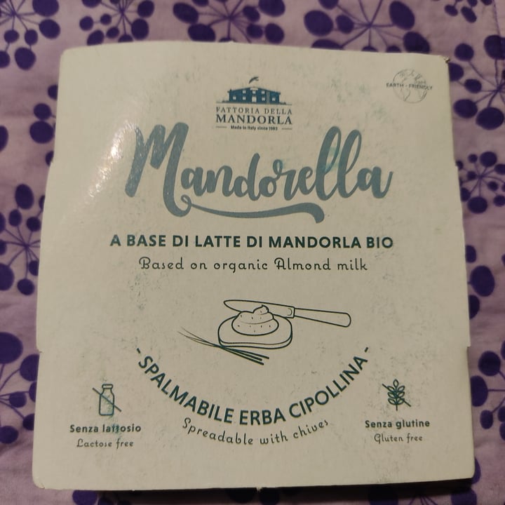 photo of La fattoria della mandorla mandorella erba cipollina shared by @marghemarghe on  23 Feb 2023 - review