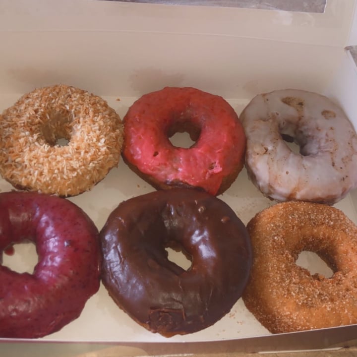 photo of Ça Beigne Donuts shared by @leo14 on  26 Mar 2023 - review
