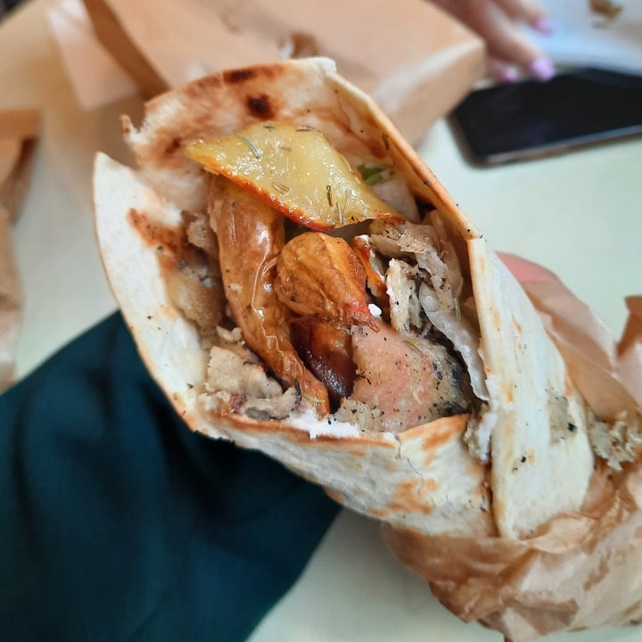 photo of Officina Vegana Wrap shared by @tania- on  12 Apr 2023 - review