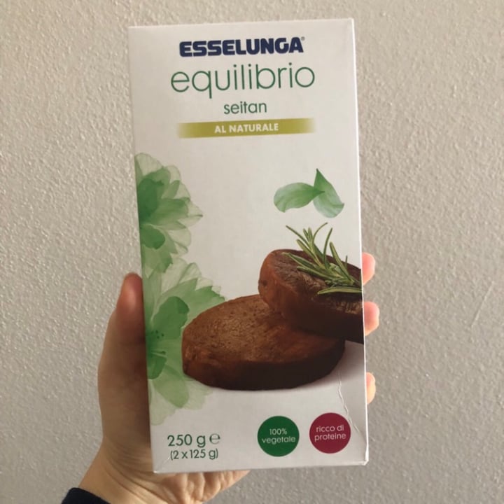 photo of Esselunga equilibrio seitan al naturale shared by @mari99 on  04 Apr 2023 - review