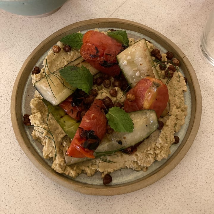 photo of Let It V - Lounge Hummus De Hierbas shared by @outofstep on  26 Apr 2023 - review