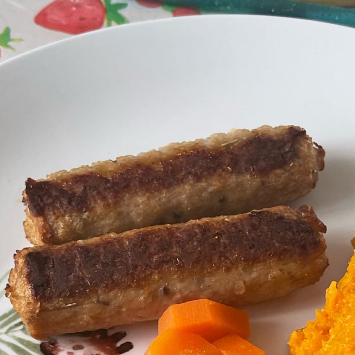 photo of Tesco Herby bangers shared by @beefriendlyvegan on  11 Apr 2023 - review