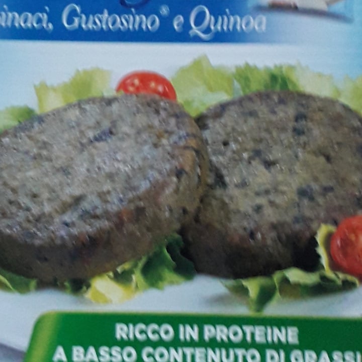 photo of Valsoia Burger spinaci, gustosino e quinoa shared by @ericaeroica on  07 Aug 2023 - review