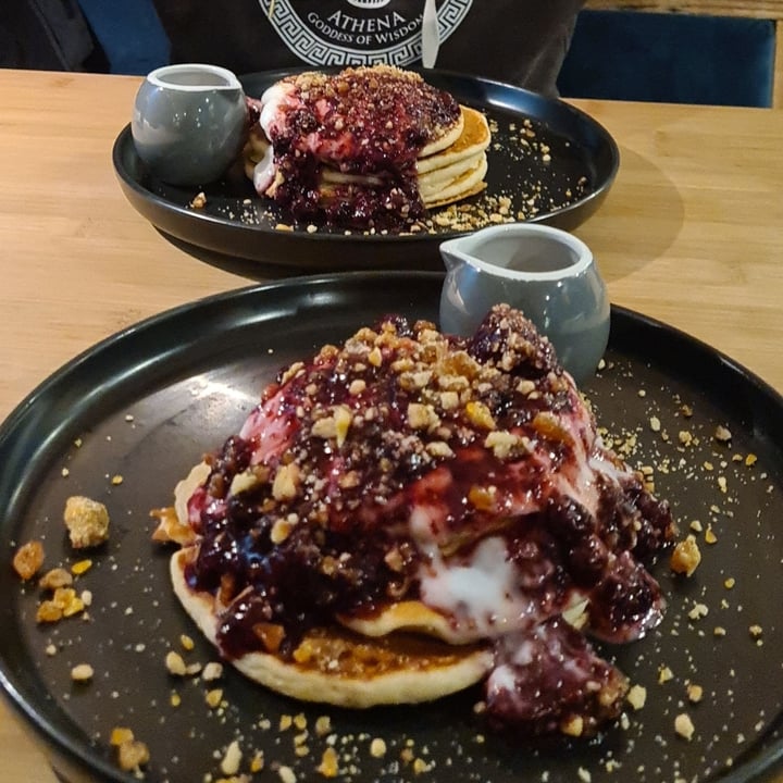 photo of Om Burger American pancakes shared by @toni81662 on  21 Dec 2022 - review