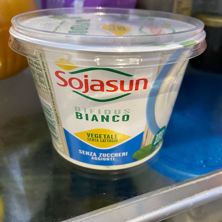 photo of Sojasun Bifidus Bianco (Yogurt) shared by @upsidedown on  04 Jan 2023 - review