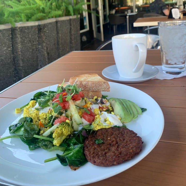 photo of Milk Money Bar & Kitchen SCRAMBLED TOFU WITH BROCCOLI AND ONION shared by @mayawp on  03 Apr 2023 - review