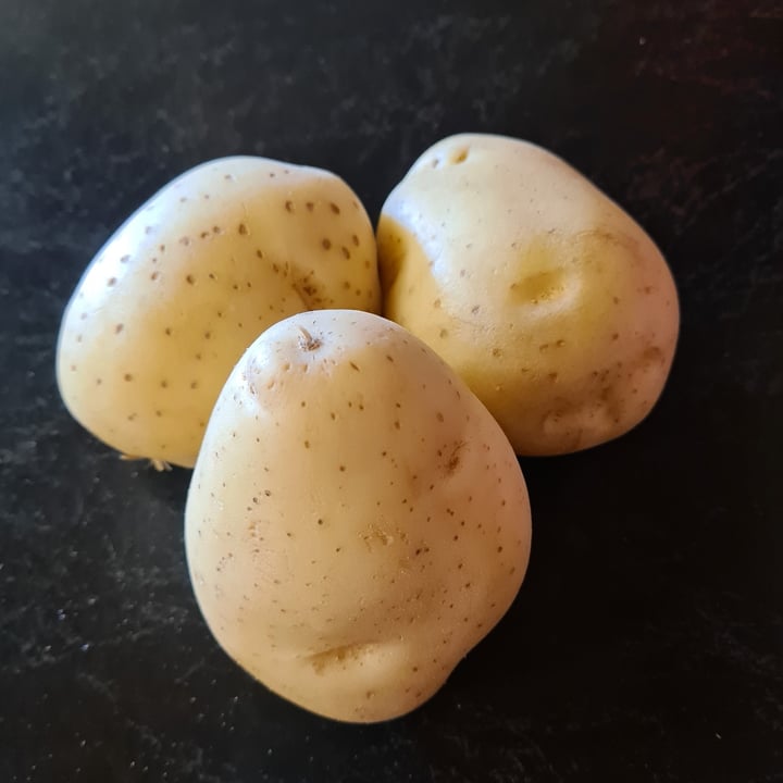 photo of Freshmark Boil and roast potatoes shared by @veronicagroen on  30 May 2023 - review