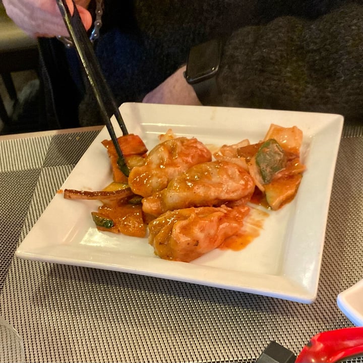 photo of Ristorante Long Jin di Yu Nana Mini wok di ravioli e verdure shared by @gattaviola on  18 Dec 2022 - review