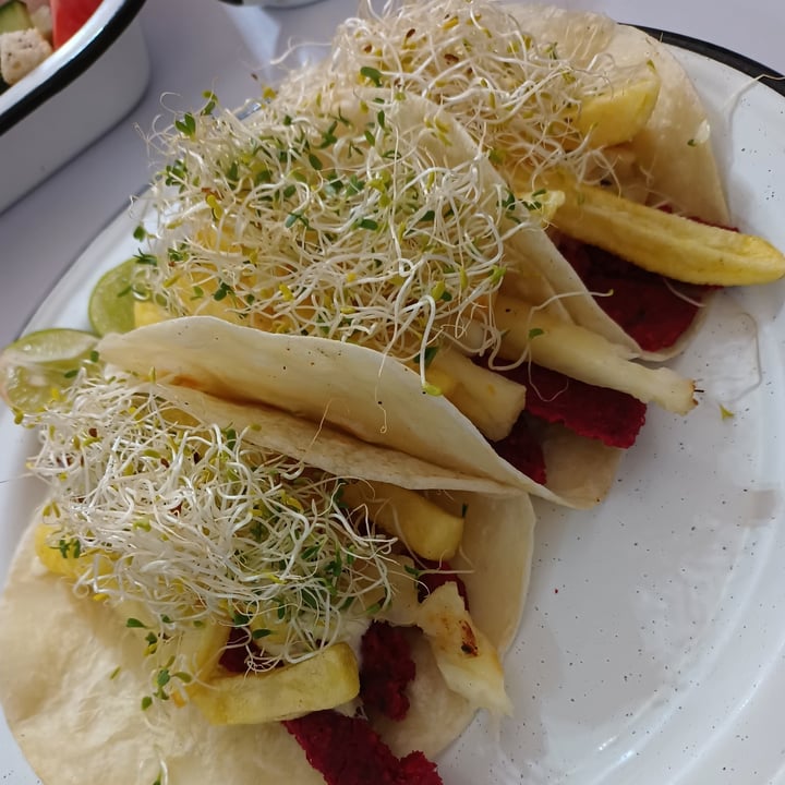 photo of Gastronomía Nueve y 45 taco de chuleta shared by @suxyara on  09 Feb 2023 - review