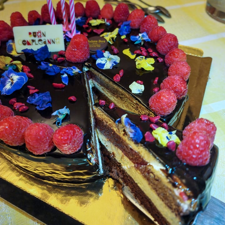 photo of MadamaDorè torta cioccolato e lampioni shared by @giulibv on  21 Apr 2023 - review