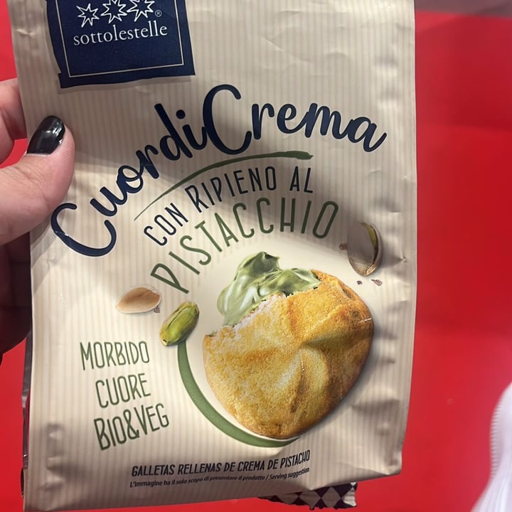 photo of Sottolestelle Cuori di Crema Con Ripieno Al Pistacchio shared by @massytrenti on  12 Jun 2023 - review