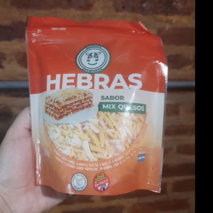 photo of Felices Las Vacas Hebras sabor Mix Quesos shared by @valplunk on  19 Apr 2023 - review