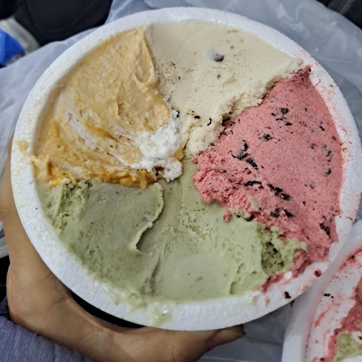 photo of Ainara Helados Veganos 1/2 kg shared by @luzmazcur on  13 Jul 2023 - review