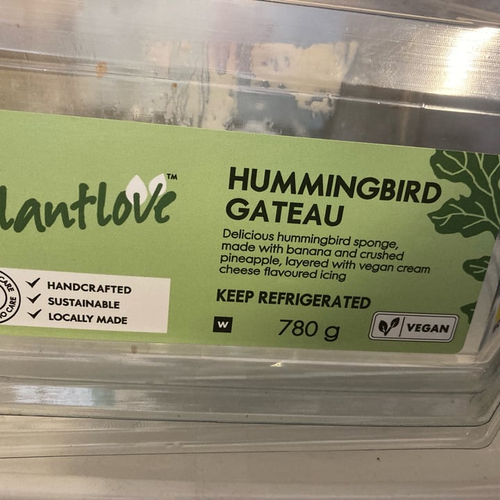 photo of Woolworths Food Hummingbird Gateau shared by @shanwels on  22 Jan 2023 - review