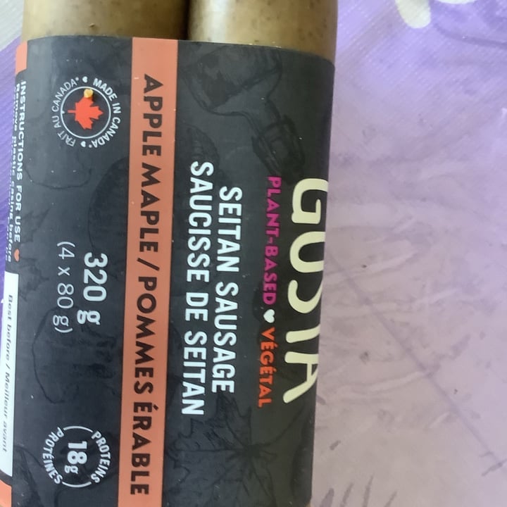 photo of Gusta seitan sausages apple maple shared by @jujugato on  09 Apr 2023 - review