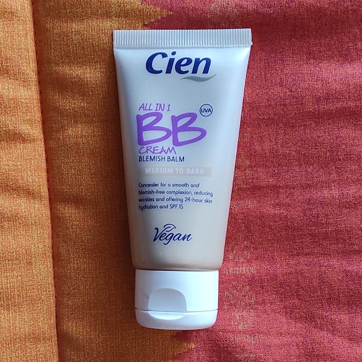photo of Cien Bb crema shared by @alessiagabbarrini on  03 Apr 2023 - review