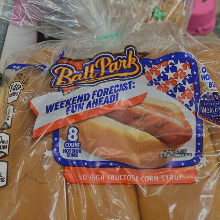 photo of Ball Park Hot Dog Buns shared by @loomelyy on  31 Dec 2022 - review