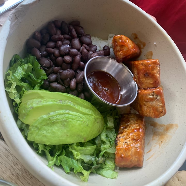 photo of Café Vegetal Bowl Tempeh Bbq shared by @sandyna on  22 Jun 2023 - review