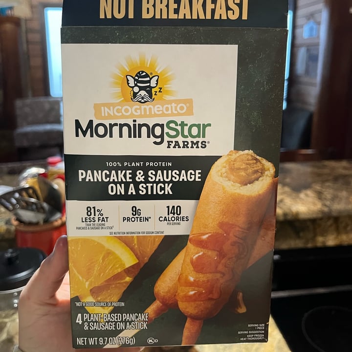 photo of MorningStar Farms Incogmeato Pancake & Sausage On A Stick shared by @weaselsperse on  23 Jan 2023 - review