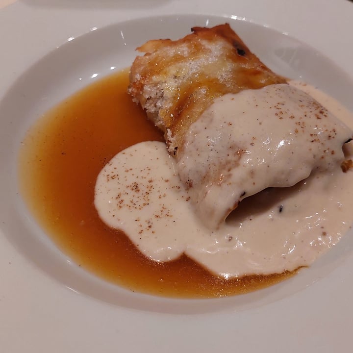 photo of Amador Strudel De Manzana shared by @fermin on  10 Jan 2023 - review