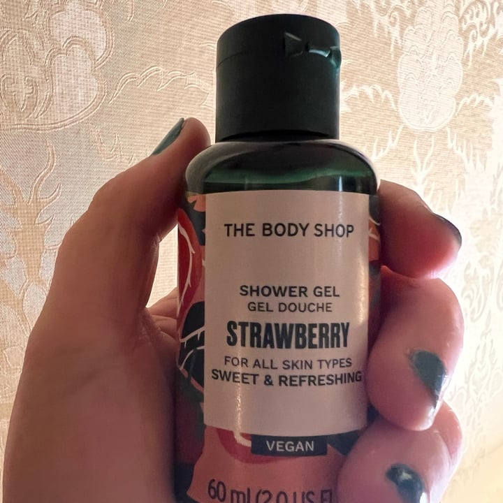 photo of The Body Shop Strawberry Shower Gel shared by @myblissfuljourney on  15 Jun 2023 - review