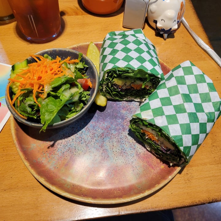 photo of Great Full Gardens Rawsome Wrap shared by @organicjoe on  09 Aug 2023 - review