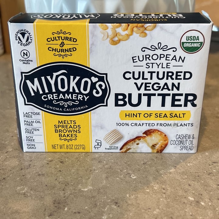 photo of Miyoko's Creamery European Style Cultured Vegan Butter Hint of Sea Salt shared by @shanuu16 on  21 May 2023 - review