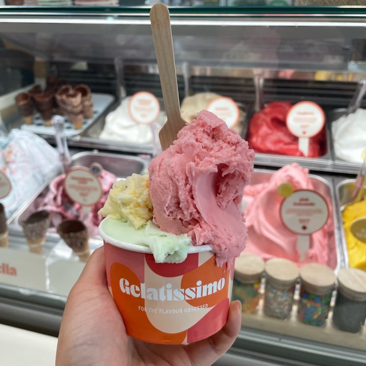 photo of Gelatissimo Darling Quarter Sorbet: Green Apple, Watermelon And Mango & Passionfruit shared by @prishuynh on  14 Mar 2023 - review