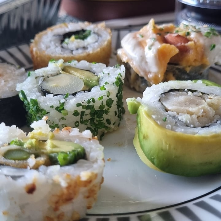 photo of Kambo Sushi Promo 60 shared by @klauu on  07 Apr 2023 - review