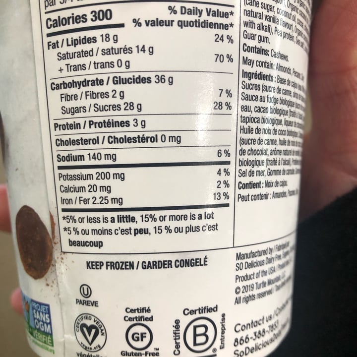 photo of So Delicious Dairy Free Salted Caramel Cluster Cashewmilk Frozen Dessert shared by @sueprozak on  16 Feb 2023 - review