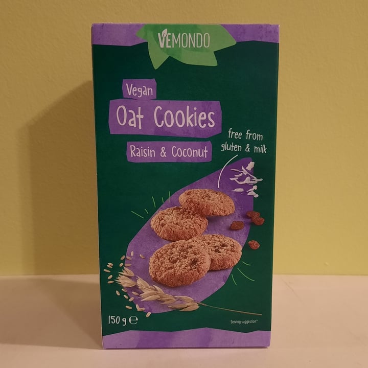 photo of Vemondo Vegan Oat Cookies Raisin & Coconut shared by @inutilitati on  18 Jan 2023 - review