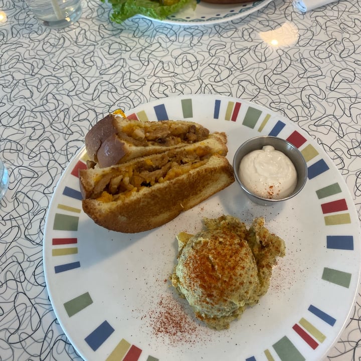 photo of Spiral Diner & Bakery Patty Melt shared by @shaylamo12 on  30 Jan 2023 - review