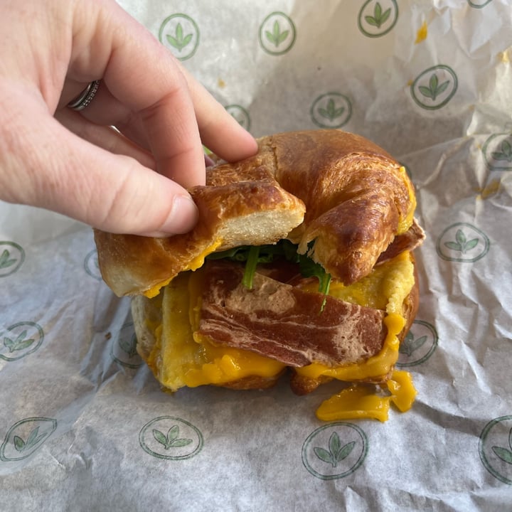 photo of Plant Power Fast Food Bacon Egg Cheese Croissant shared by @sheppsk on  24 Jan 2023 - review