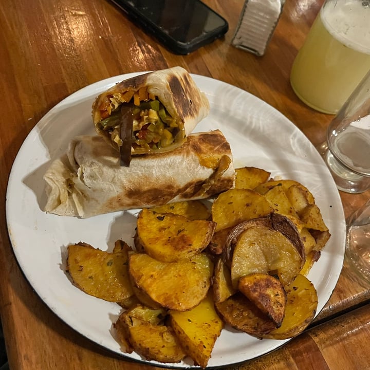 photo of SHIPIBO Bistro Amazonico Burrito de hongos shared by @pepaveg84 on  28 Jul 2023 - review