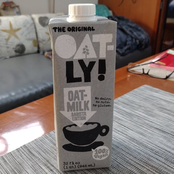 photo of Oatly Avena Avoine Barista Edition shared by @vebren on  19 Jun 2023 - review