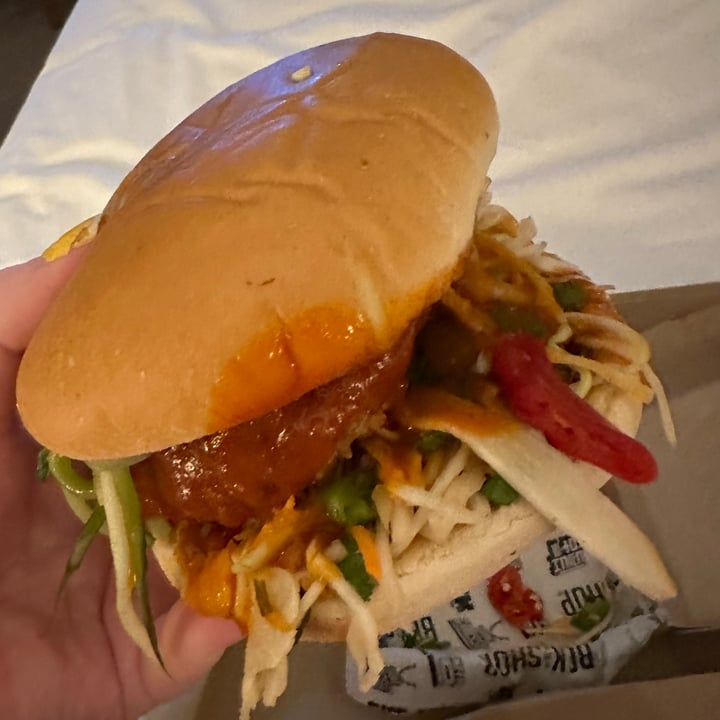 photo of The Bok Shop Hot As Cluck Burger (Vegan) shared by @tonicha on  05 Feb 2023 - review