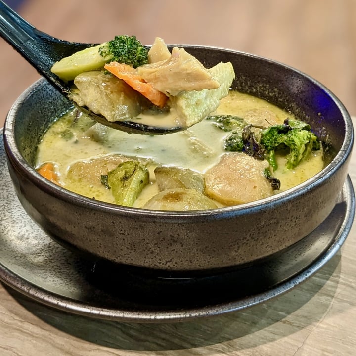 photo of Bangkok Jam Green curry with vegetables shared by @xinru-t on  29 Jan 2023 - review