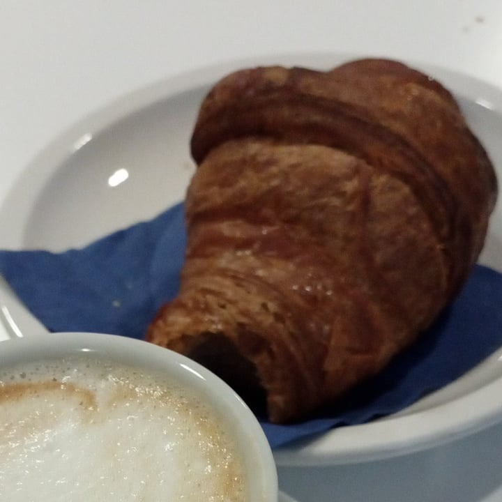 photo of Bar ospedale brioche vegana shared by @marasantagata on  26 Feb 2023 - review