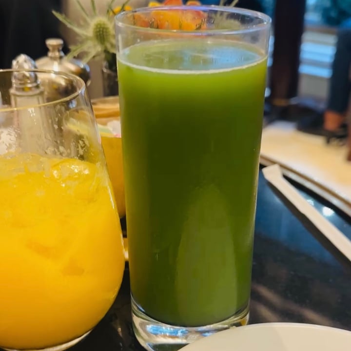 photo of Astor Court Being Green Juice shared by @veganeverythingalex on  25 Apr 2023 - review
